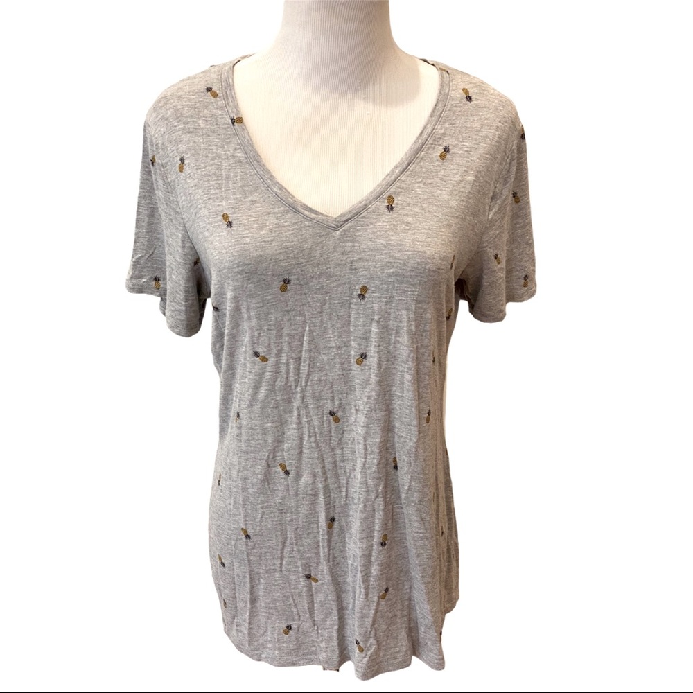 Apt 9 Pineapple Shirt VNeck Top TShirt Gray Yellow L 12 Retro